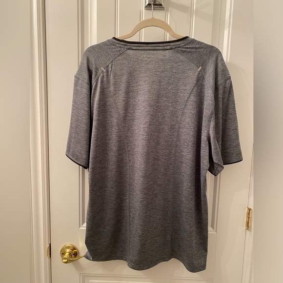 NWOT MEN’S SIZE XL CHAMPION NAVY T SHIRT - Picture 11 of 11